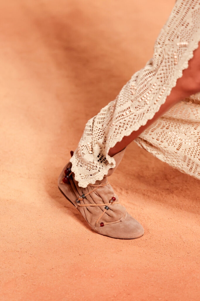 Pantofi la modă pentru primăvara-vara 2026: cu partea superioară moale (stil balerină)